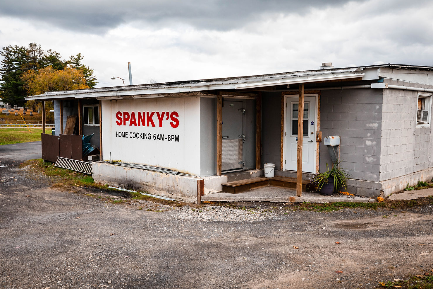 Spanky's Diner backside, Spanky's Massena haunted, Massena paranormal investigating, local haunted spots in upstate new york, haunted restaurants, haunted diners